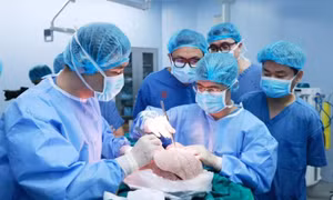 Hơn 150 thầy thuốc lập kỳ tích về ghép tạng trong ngày Tết Giáp Thìn
