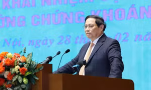 Thủ tướng: Sớm nâng hạng thị trường chứng khoán Việt Nam lên thị trường mới nổi