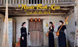 Người Bình Liêu làm nhà đón khách