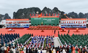 Hơn 2.100 thanh niên ưu tú của Vùng mỏ lên đường nhập ngũ