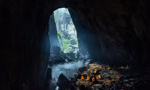 Ba bãi trại ấn tượng nhất thế giới trong tour Sơn Đoòng