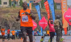 Runner Kenya qua đời sau khi hoàn thành giải leo núi