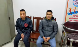 Lời khai ban đầu của 2 thanh niên tạt đầu ô tô, đánh người trên vành đai 2