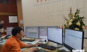 Huy động nhiều nhà máy nhiệt điện vì nước thủy điện về ít