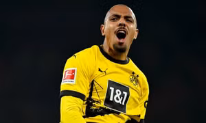 Dortmund xây chắc vị trí trong Top 4