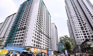 Dân vẫn gửi tiền vào ngân hàng, cho vay gặp khó, vì sao?