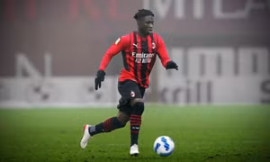 Milan đẩy đi 2 cái tên dưới dạng cho mượn