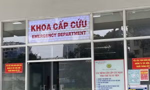 Vụ hai trẻ nghi ngộ độc Botulinum: Thực phẩm bữa tiệc mua tại chợ tự phát