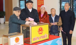 “Dân tin, rồi Đảng mới cử”