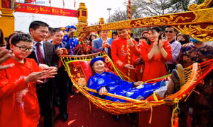 Gìn giữ nếp nhà