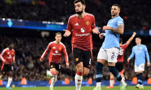 Man Utd thắng ngược Man City