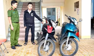 Lẻn vào nhà dân lấy chìa khóa, trộm cắp 2 xe máy ở Quảng Nam