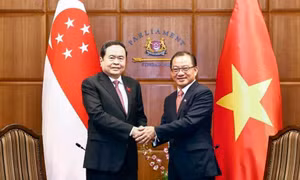 Xung lực mới cho đà phát triển quan hệ giữa Việt Nam với Singapore và Nhật Bản