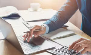 Tính thuế thu nhập cá nhân với cá nhân cư trú và không cư trú tại VN