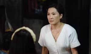 'Chị dâu': Hồng Đào, Việt Hương và Lê Khánh cứu phim