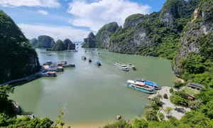 Gìn giữ vẻ đẹp di sản Vịnh Hạ Long