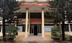 Bắt tạm giam Chánh tòa Hình sự và Thẩm phán tòa Kinh tế ở Đắk Lắk