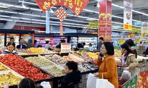 Hàng hóa rục rịch tăng giá trước Tết