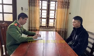 Bắt nhanh đối tượng cướp giật tại tiệm vàng ở Thái Bình