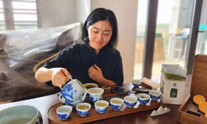 Ngày xuân thưởng trà "ngàn đô"
