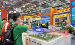 Ấn tượng triển lãm thành tựu kinh tế - xã hội tỉnh Quảng Ninh