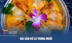 Hải sản bỏ lò trứng muối