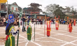 Hội cờ người truyền thống (đặc khu Vân Đồn)
