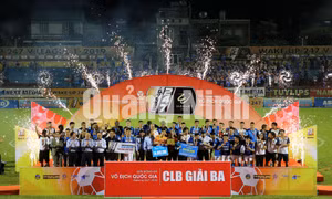 CLB Than Quảng Ninh đoạt huy chương đồng V-League 2019, tháng 11-2019