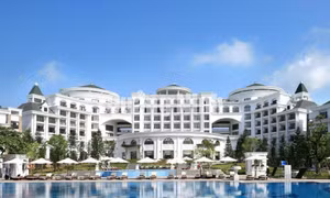 Khách sạn nghỉ dưỡng Vinpearl HaLong Bay