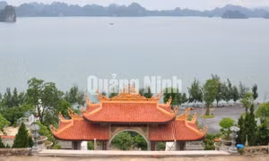 Chùa Cái Bầu (đặc khu Vân Đồn)