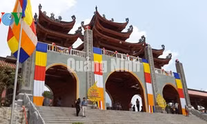 Chùa Ba Vàng (TP Uông Bí)