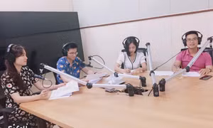 Radio kết nối tháng 3: Hạnh phúc là sẻ chia