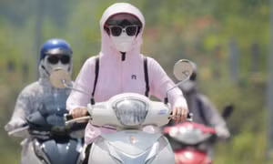Da lão hóa thế nào dưới ánh nắng mặt trời
