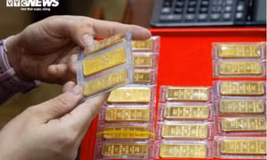 Tăng dữ dội, giá vàng miếng trong nước lập đỉnh mới, vượt 85 triệu đồng/lượng