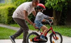 Cách dạy trẻ đi xe đạp an toàn và hiệu quả
