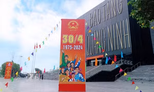 Hạ Long khoác "áo mới" đón ngày đại lễ 