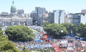 Tổng liên đoàn lao động Argentina phát động tổng đình công