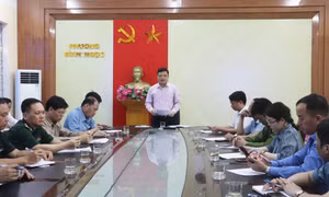 Lãnh đạo tỉnh kiểm tra hoạt động nuôi biển, khai thác khoáng sản tại Móng Cái