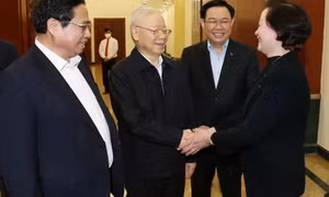 Bài viết của Tổng Bí thư: Xây dựng đội ngũ lãnh đạo trong sạch, vững mạnh