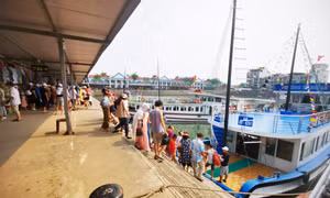 Vịnh Hạ Long đón 30.237 lượt khách trong 2 ngày 