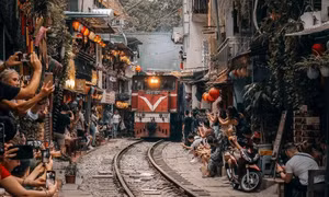 Phố đường tàu Hà Nội và loạt điểm đến từ chối nhiều du khách
