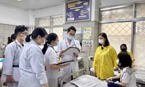Nhiều trẻ viêm phổi, sốt virus nhập viện
