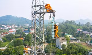 Thủ tướng gửi công điện yêu cầu bảo đảm cung ứng điện trong thời gian cao điểm