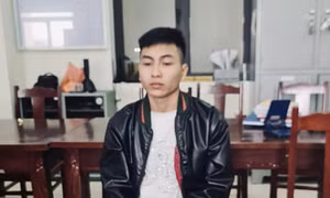 Khởi tố thanh niên phát tán video nhạy cảm với người yêu cũ lên mạng xã hội