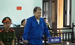 Đâm Chủ tịch phường vì nghi câu kết với con trai chiếm đất