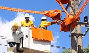 Vì sao ngành điện muốn áp giá hai thành phần?