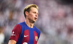 Barca sớm ra quyết định về De Jong