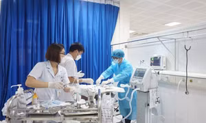 Bộ Y tế: Bảo đảm công tác khám chữa bệnh, cấp cứu trong dịp lễ 30/4 và 1/5