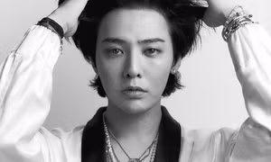 G-Dragon tái xuất