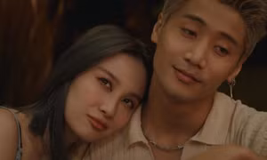 Phim 18+ có Thái Hòa cứu phòng vé Việt